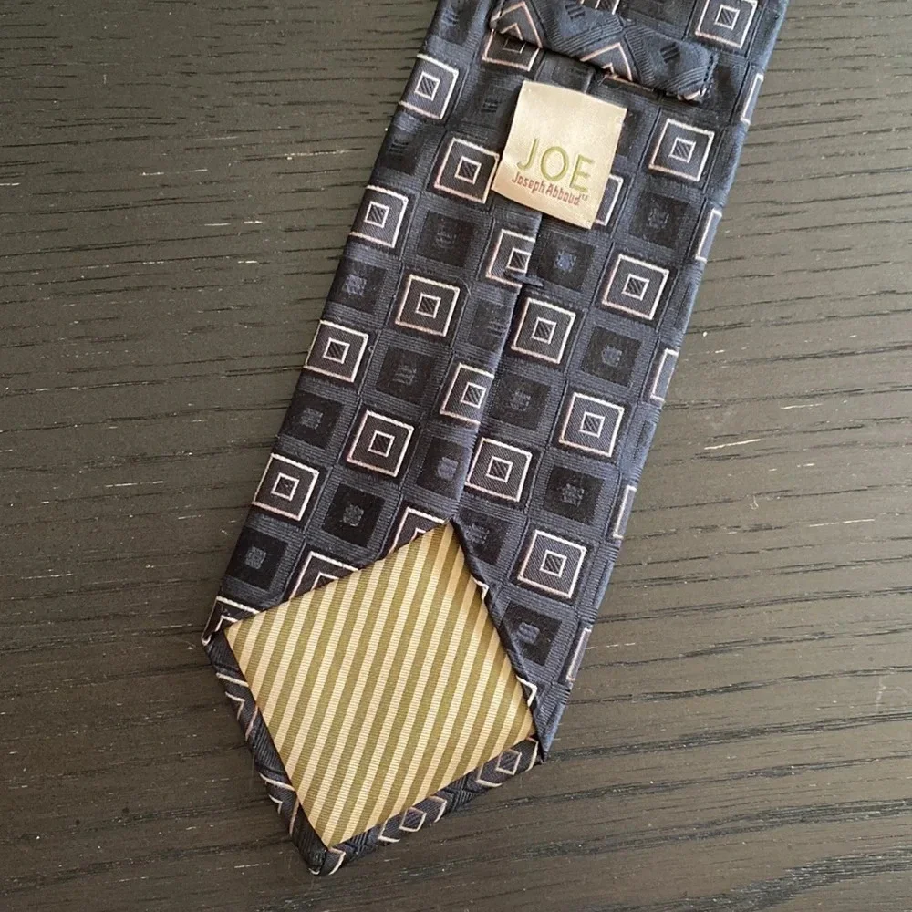 Joe Joseph Abboud Men’s Tie Square Pattern Silk